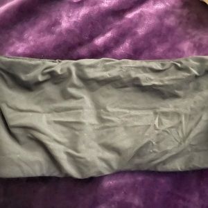 Skims Medium fits everyone bandeau black